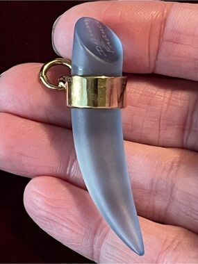 NANCY DAUM FRANCE Light Blue / Lavender Glass Crystal Tusk Tooth Necklace Signed